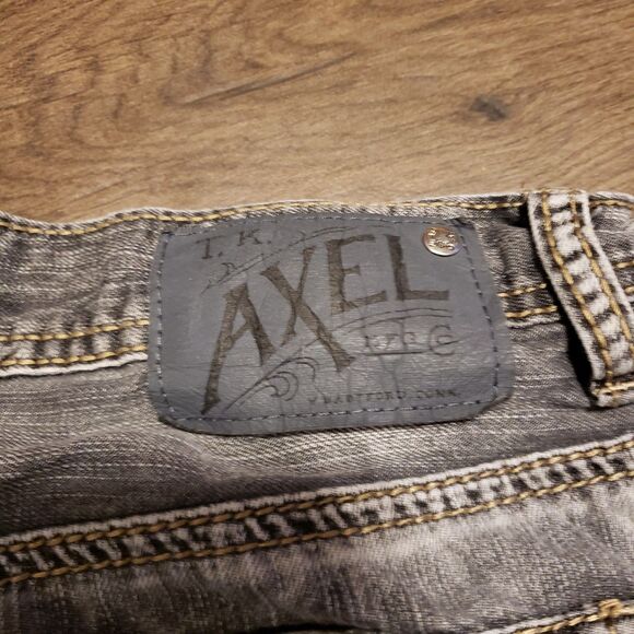 Axel Relaxed Straight Distressed Black Women's Jeans Sz 32x32 - Picture 6 of 8